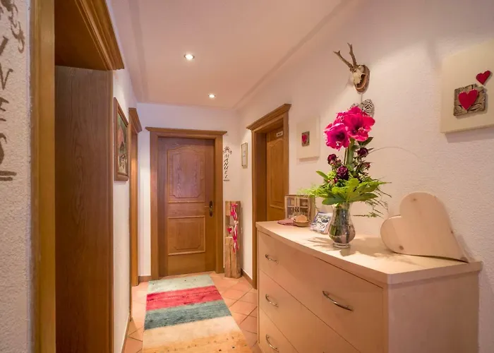 Haus Taxacher Apartman *