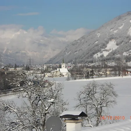 Haus Taxacher Apartmán