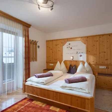 דירה Haus Taxacher